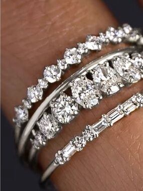 Silver Crystal Stackable Rings Set - Sparkling Women's Band 4pe set
